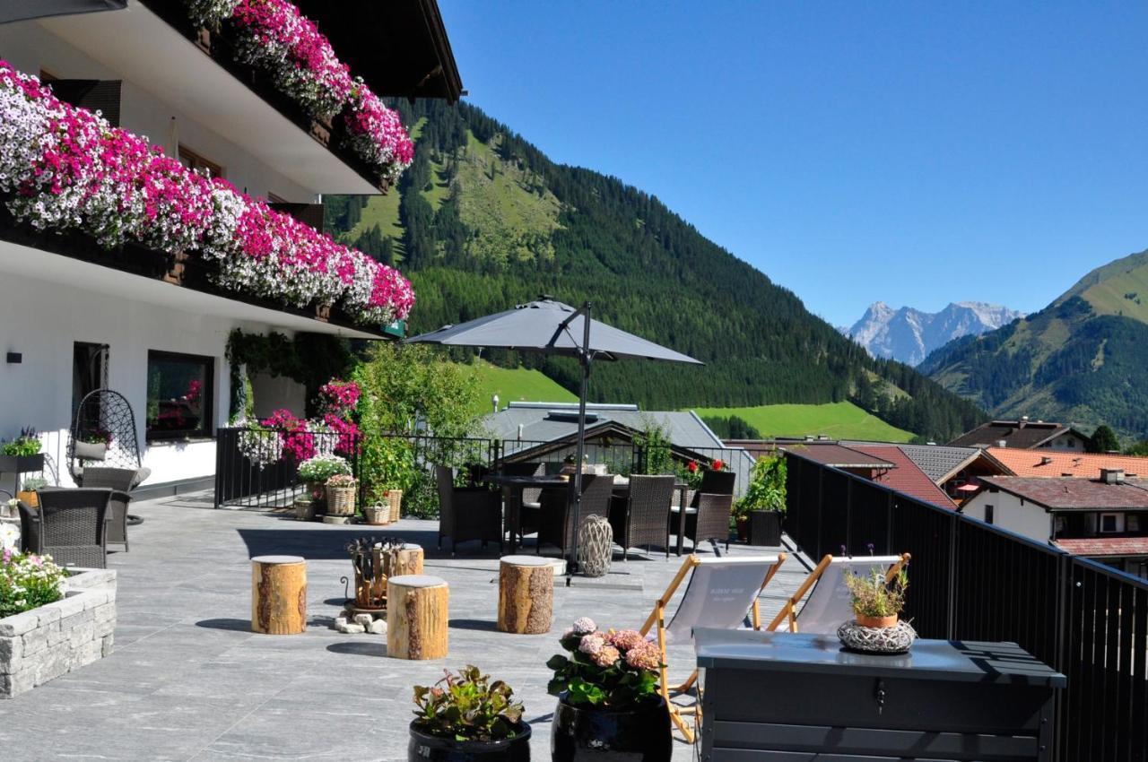 Alpen Apartments Austria Berwang Luaran gambar