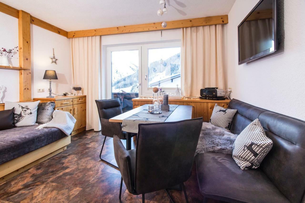 Alpen Apartments Austria Berwang Luaran gambar